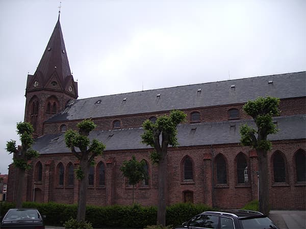 kirke i assens